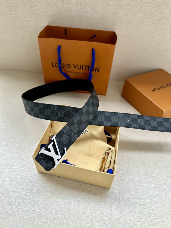 激安ルイヴィトンベルト側面デザイン